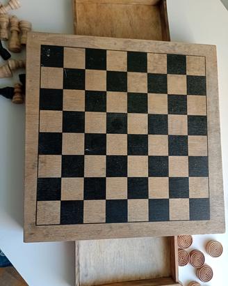 Scacchiera in legno vintage -