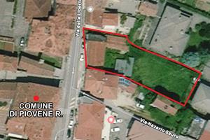 Blocco terreno appartamento negozio e laboratorio