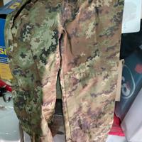 pantalone mimetico 