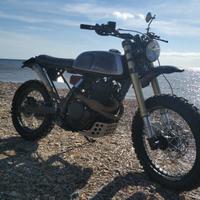 Honda NX 650 Dominator - Scrambler