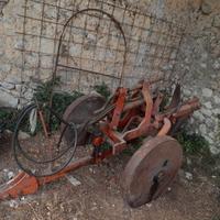 Aratro a traino idraulico