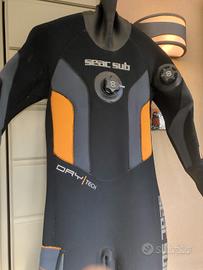 Muta stagna neoprene