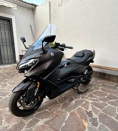 T Max 560 Tech Max 2024