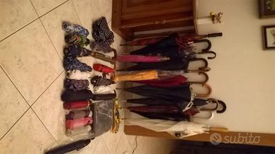 OMBRELLI OMBRELLONI e altro ancora