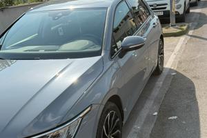 GOLF 8 26000km
