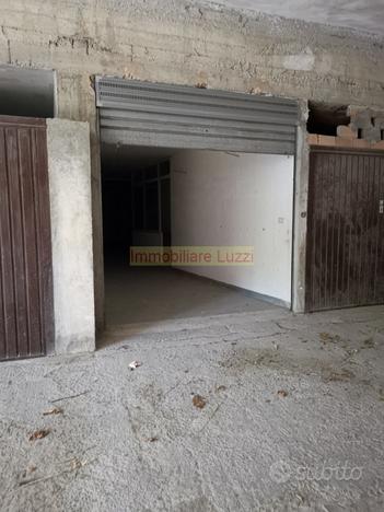 San Lorenzo al mare magazzino/garage