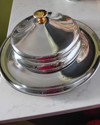 ciotola con coperchio e piatto vintage 