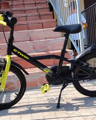 bici btwin decathlon dark hero 16"