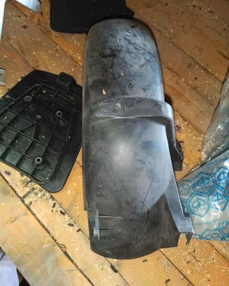 parafango carene plastiche piaggio gilera aprilia 