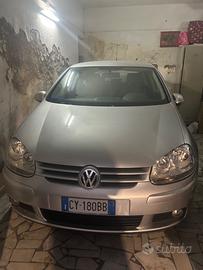 Volkswagen Golf 09/2005   75 595 KM