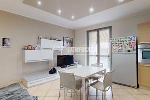 TRILOCALE AUTONOMO CON AMPIO TERRAZZO!