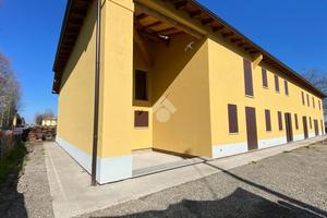 CASA SEMINDIPENDENTE A BUDRIO