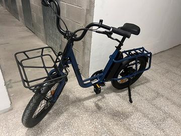 e-bike cargo Sum-uco Plus colore blu