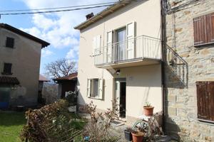 CASA SEMINDIPENDENTE A VILLA MINOZZO