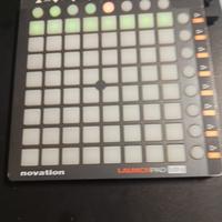 Novation launchpad mini mk1