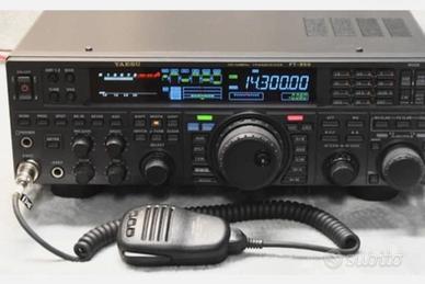 Ricetrasmettitore YAESU FT-950 con accessori .