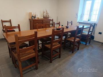 Tavolo artigianale in legno massello