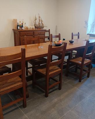 Tavolo artigianale in legno massello