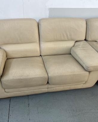 Coppia di divani in pelle
