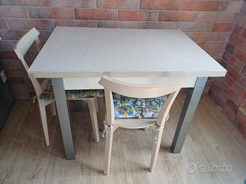 sedie Calligaris e tavolo