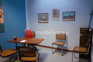 2 Locali uso ufficio eventualmente comunicanti