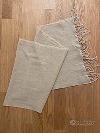 Sciarpa beige con frange