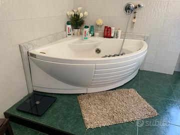 vasca idromassaggi Jacuzzi