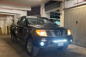 Nissan navara D40