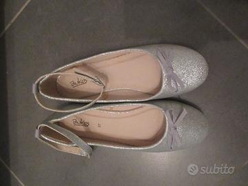 Ballerine argento con cinturino