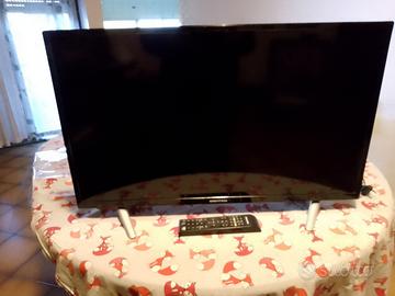 Televisore  HD Led 32 ( da sostituire barre Led )