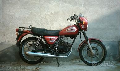 Moto cagiva 125