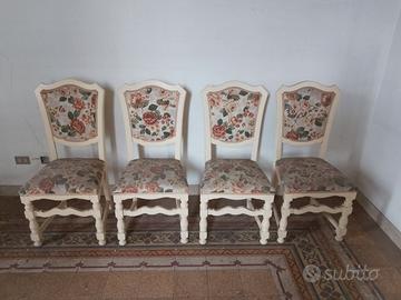 4 sedie bianche con motivo floreale vintage
