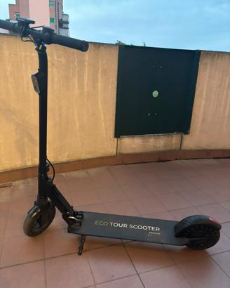 Monopattino Elettrico PRIXTON Eco Tour SCO800