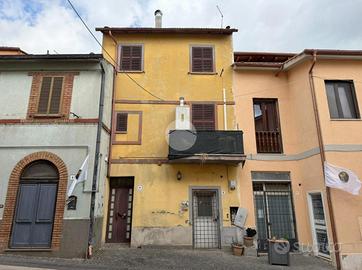 PALAZZINA A MONTEROSI