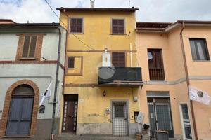 PALAZZINA A MONTEROSI