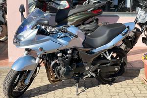 Kawasaki ZR 7S IN PROMOZIONE