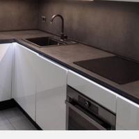 NR.2 TOP CUCINA AGGLOMERATO NUOVI ANCORA IMBALLATI