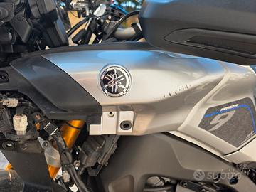 Fianchetto sinistro tracer 9 gt 2021