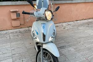 Piaggio Medley 125