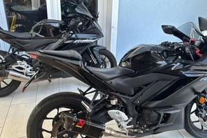 Yamaha R3 yzf
