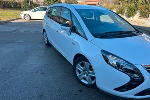 Zafira tourer anno 2013