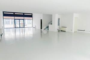 CAPANNONE A CERNUSCO SUL NAVIGLIO