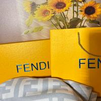 Sciarpa fendi