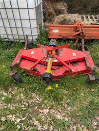 Attrezzatura varia per trattore da 20 a 50 cavall 