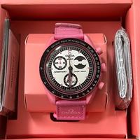 Orologio Moonphase rosa design sportivo