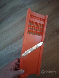 mandolina nuova mai usata 