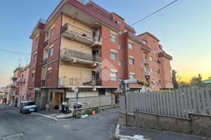 3 LOCALI A GENZANO DI ROMA