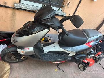 aprilia sr 50