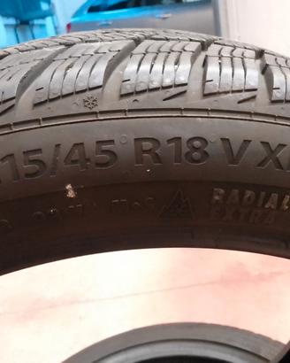 2 gomme Barum Polaris 5 misura 215/45/18