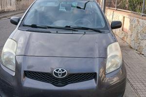 Toyota Yaris 2^ serie 2011 usata buona meccanica